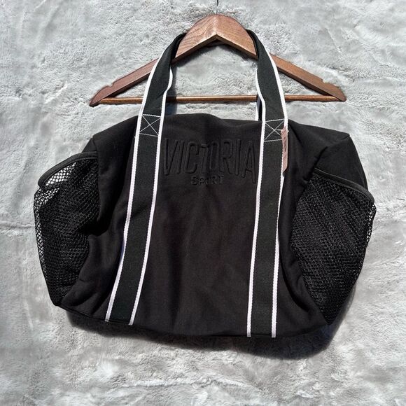 NWT Victoria Secret Duffle Bag - Picture 1 of 7